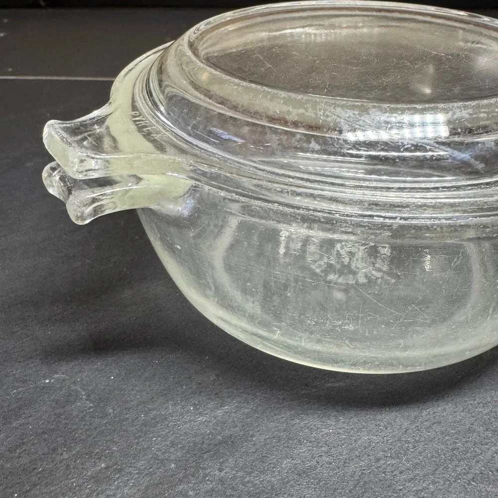 Vintage Pyrex 019 Clear Glass 10 oz Round Casserole Dish with Lid 680-C-5 USA